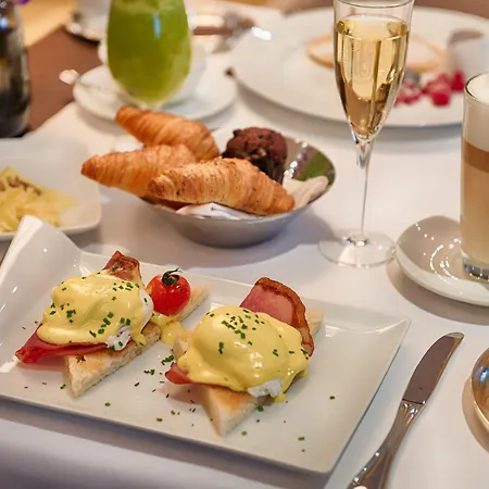 Alden Spluegenschloss - Leonardo Limited Edition