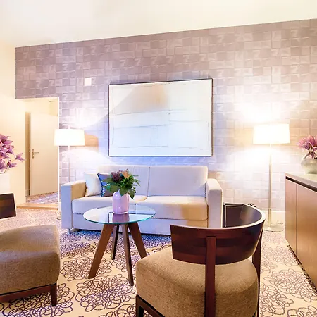 Alden Spluegenschloss - Leonardo Limited Edition 5*