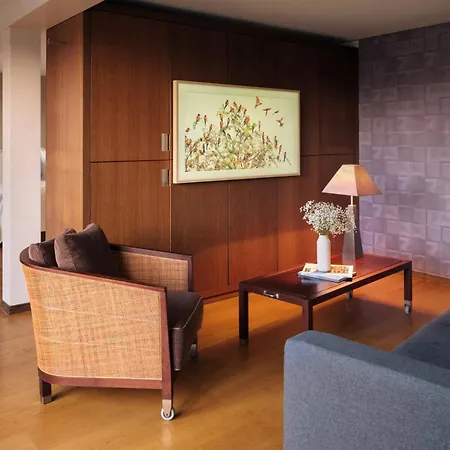 Alden Spluegenschloss - Leonardo Limited Edition 5*