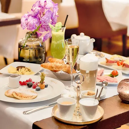 Alden Splügenschloss