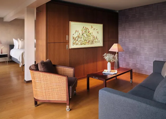 Alden Spluegenschloss - Leonardo Limited Edition 5*