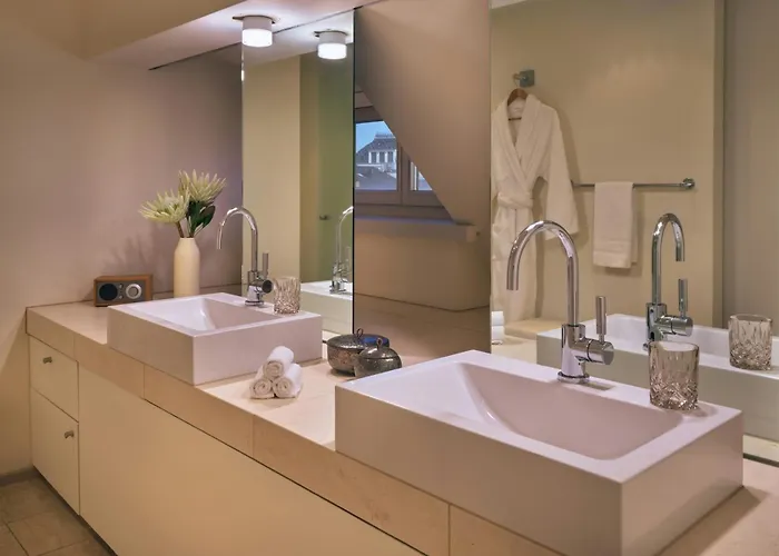 Alden Spluegenschloss - Leonardo Limited Edition 5*